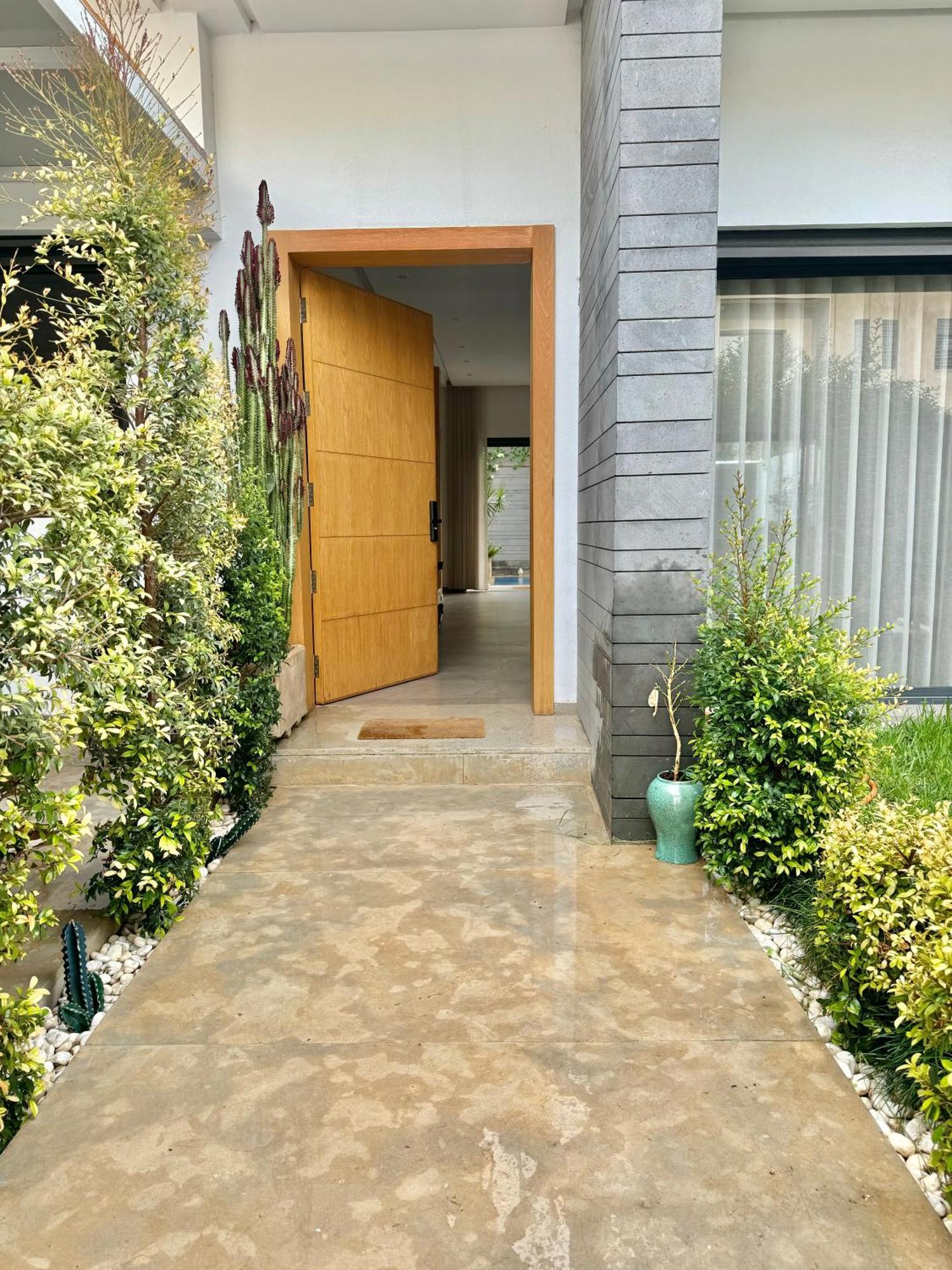 Moon House Villa Ville Nouvelle Exterior photo