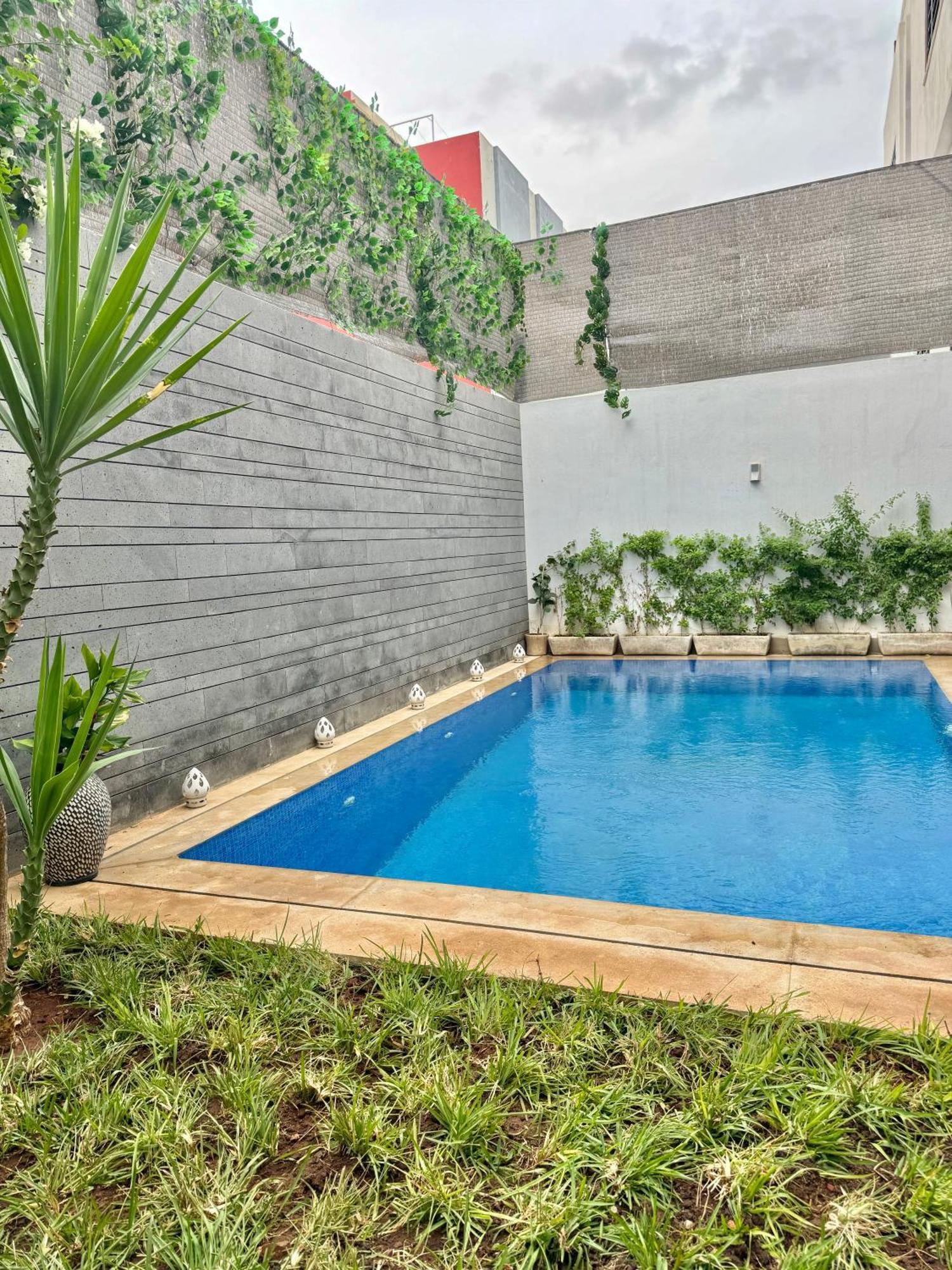 Moon House Villa Ville Nouvelle Exterior photo